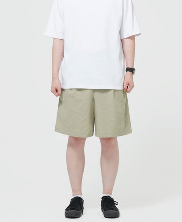 One Tuck Bermuda Half Pants